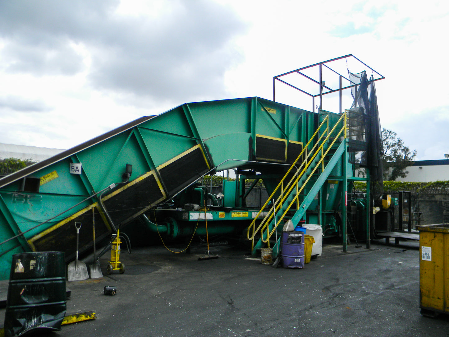 Enterprise 2-Ram Horizontal Baler 1616
