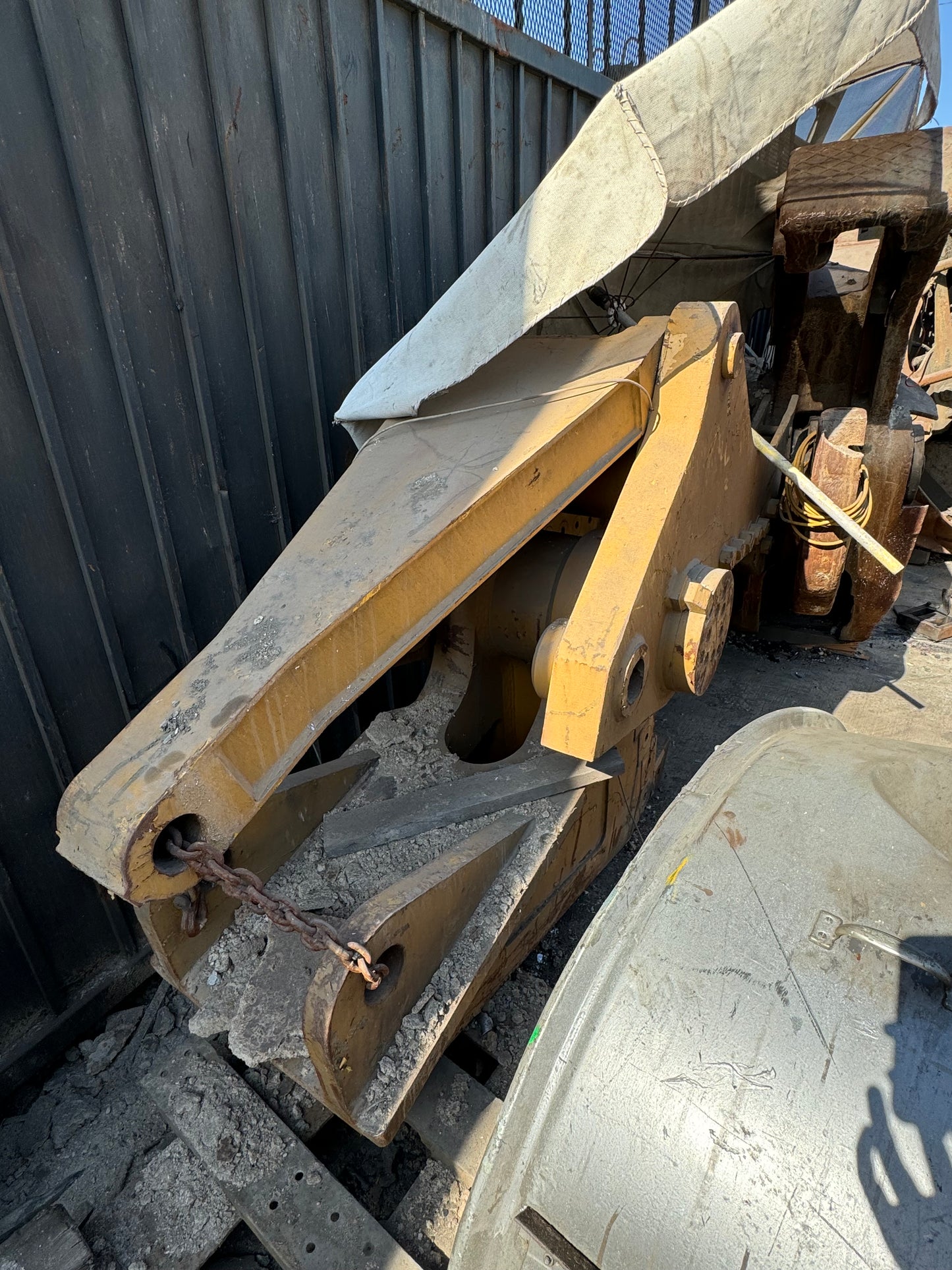 Excavator Concrete Pulverizer Attachment