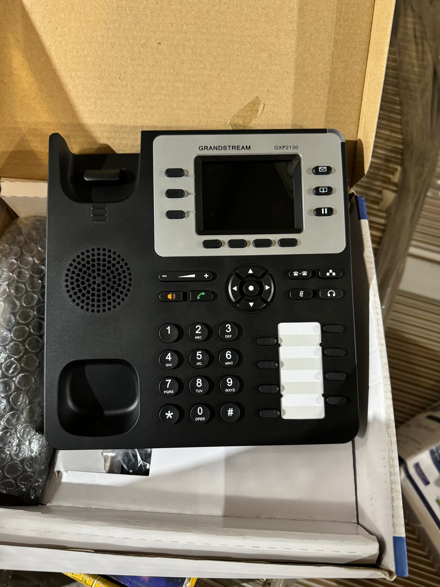 Grandstream GXP2130 Phone